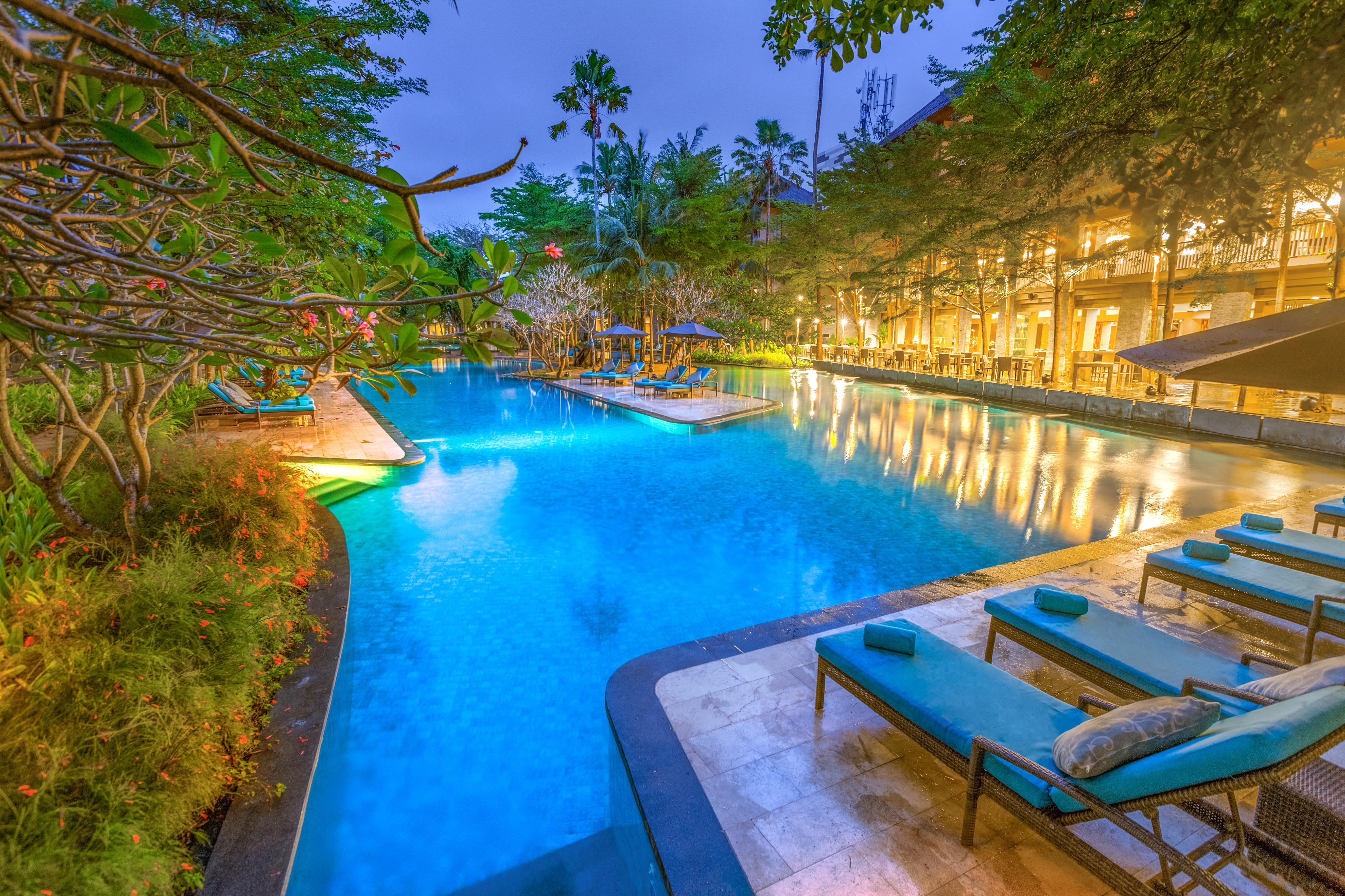 Courtyard By Marriott Bali Nusa Dua Resort Екстериор снимка